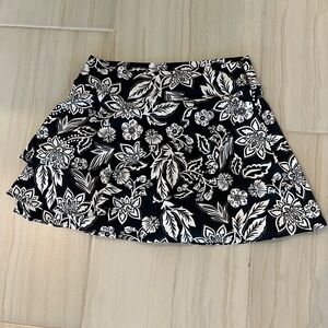 TENNIS SKIRT - dona jo - Black and White ruffled skirt